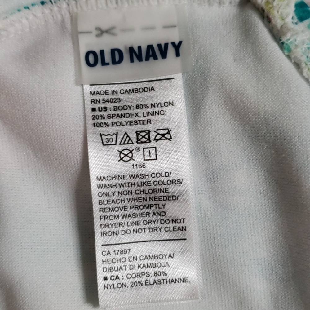 Old Navy Ruffle Swim Top - Picture 5 of 5